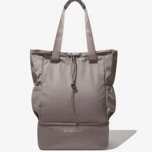 BEYOND YOGA convertible gym bag in BIRCH Color